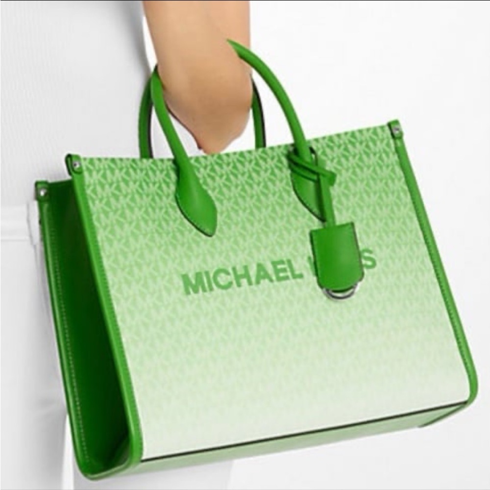 Michael Kors Mirella Small Ombré Signature Logo Crossbody Bag
COLOR JUNGLE
NWT - Picture 8 of 15